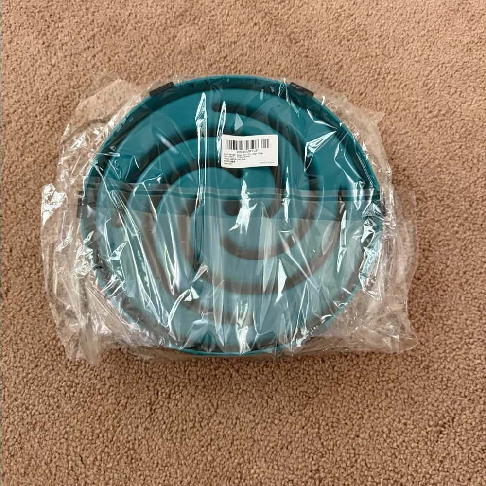 New. Blue Slow Feeder Dog Bowl for Medium and Large Dogs. Teal. Dark Green.